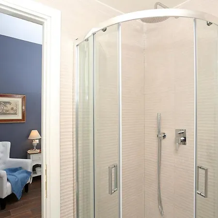 Daplace - Arena House Guest house 2*