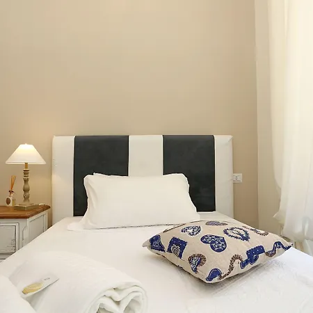 Daplace - Arena House Affittacamere 4*