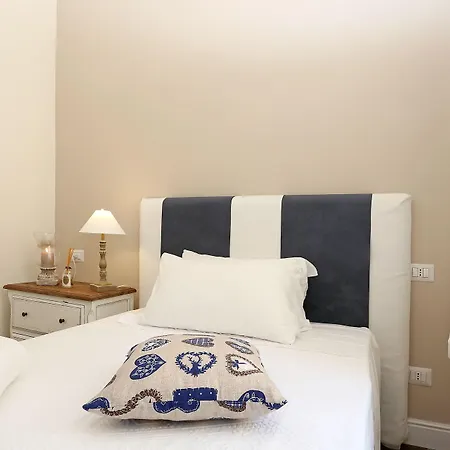 Affittacamere Daplace - Arena House 4*