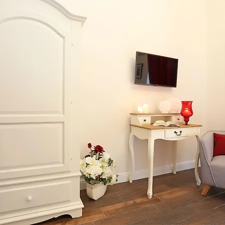 Affittacamere Daplace - Arena House 4*