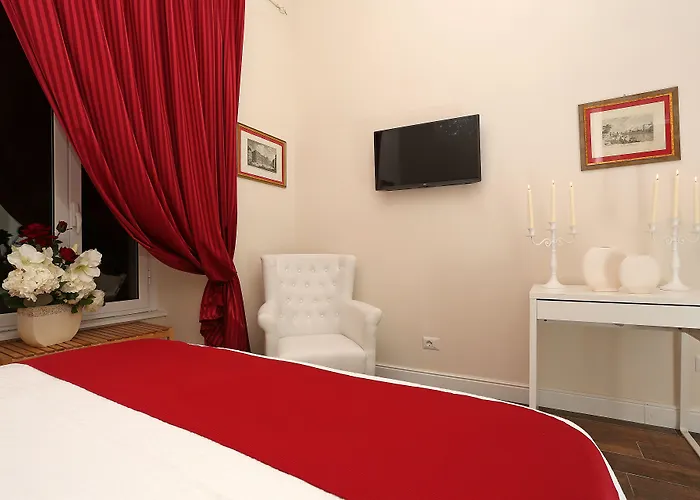 Daplace - Arena House Pensionat Rom