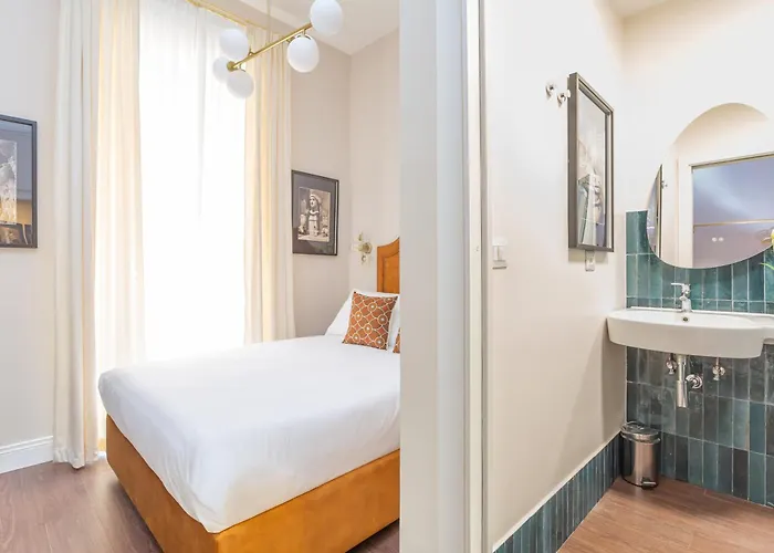 Daplace - Arena House Pensionat Rom