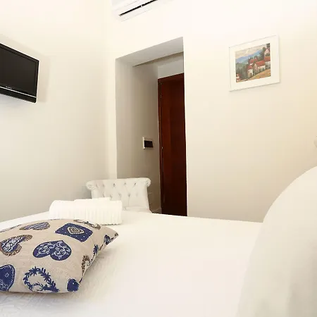 Daplace - Arena House 4* Róma