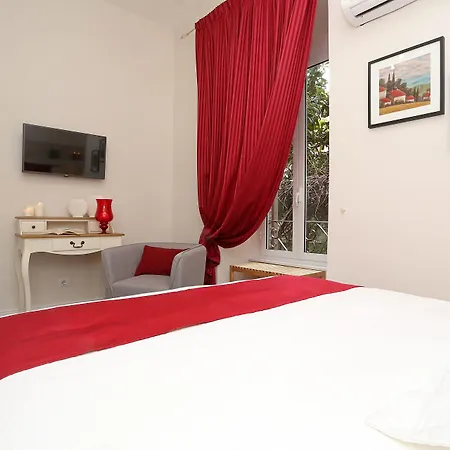 Vendégház Daplace - Arena House 4*