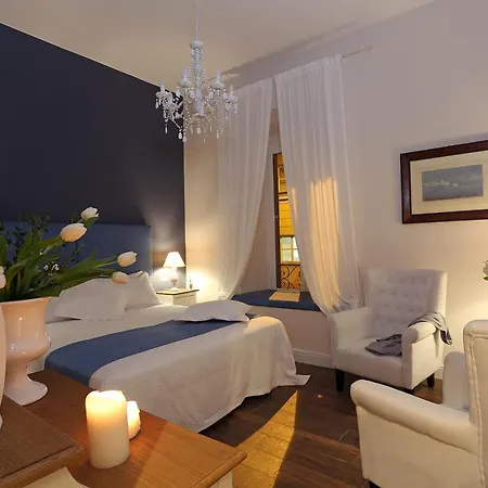 Daplace - Arena House Guest house