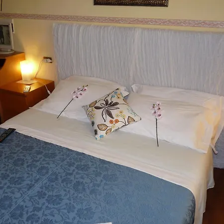 Daplace - Arena House Guest house