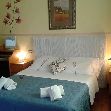 Daplace - Arena House Guest house 2*